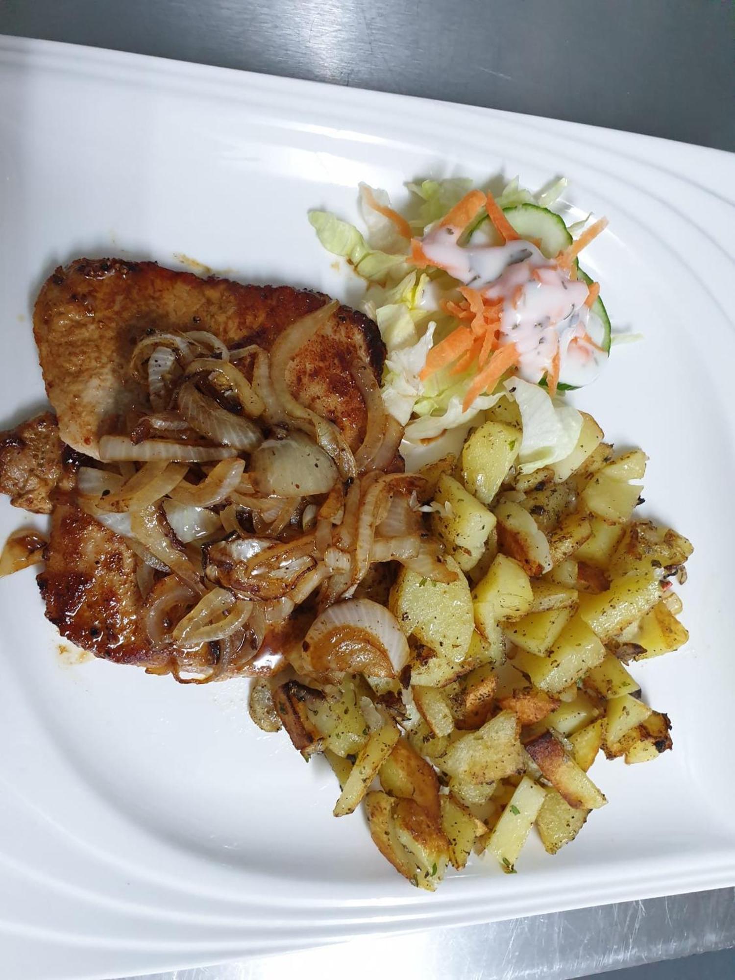 Tattoo Pension Mit Restaurant Und Tattoo-Studio Mortschach ภายนอก รูปภาพ